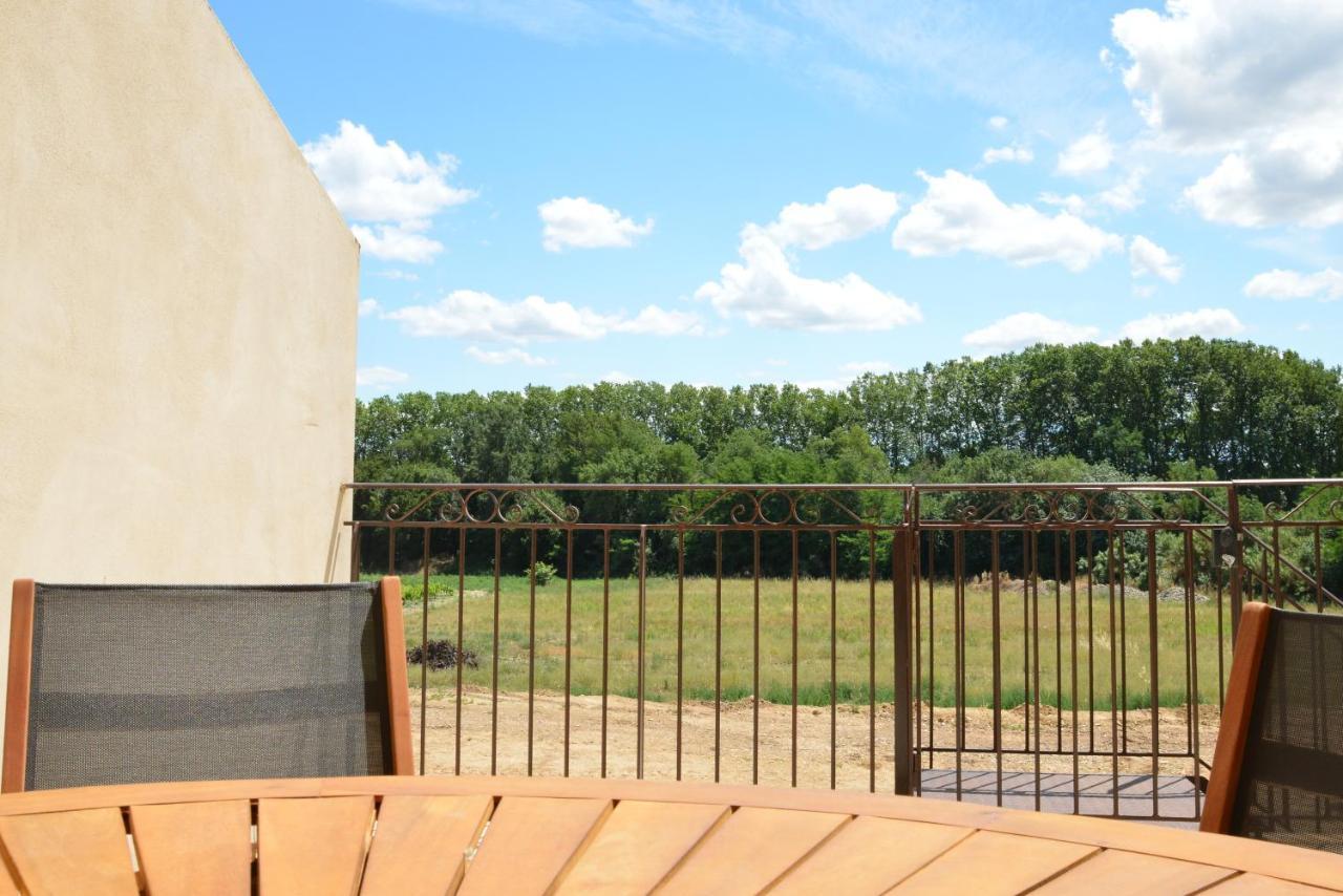 Domaine De L'Herbe Sainte Mirepeisset Екстериор снимка